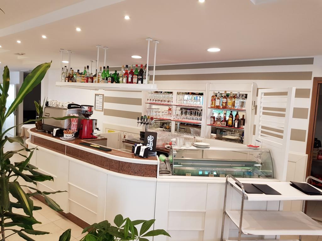 Helvetia Hotel 4*